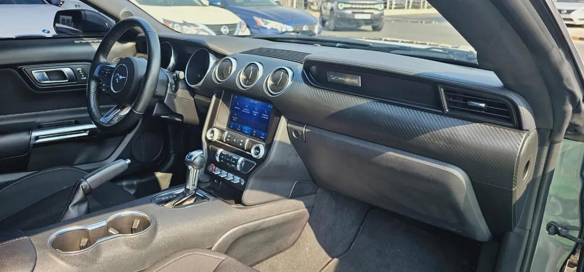 فورد موستانج موديل 2022 ECO BOOST-2-2