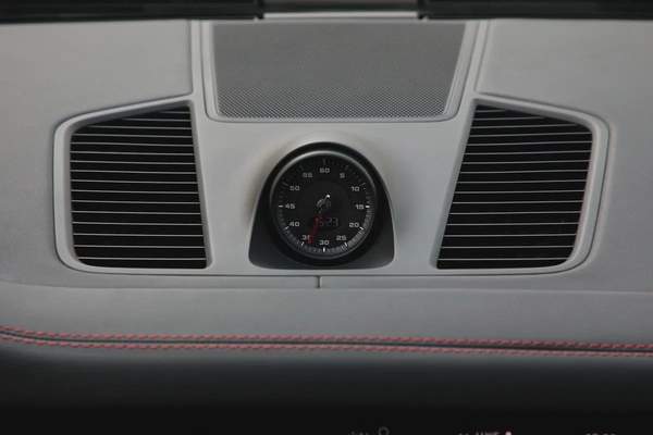 PORSCHE CAYENNE COUPE - 2022 - GCC - FULLY LOADED - ORIGINAL PAINT - AGENCY MAINTAINED