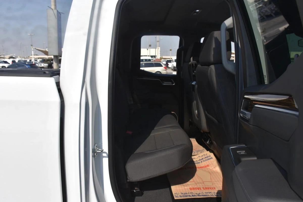 GMC SIERRA ELEVATION 2025 | WHITE-16-16