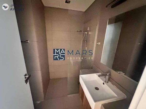 Brand new balconey studio avalible with gym,pool,parking