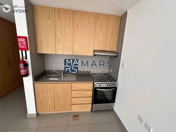 Brand new balconey studio avalible with gym,pool,parking