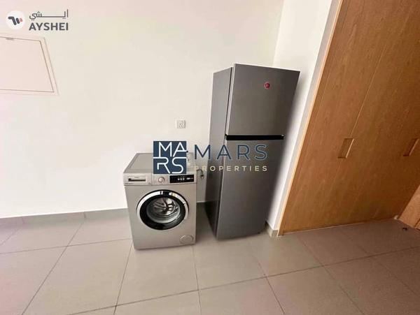 Brand new balconey studio avalible with gym,pool,parking