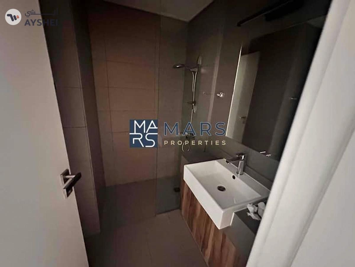 Brand new balconey studio avalible with gym,pool,parking-19-19