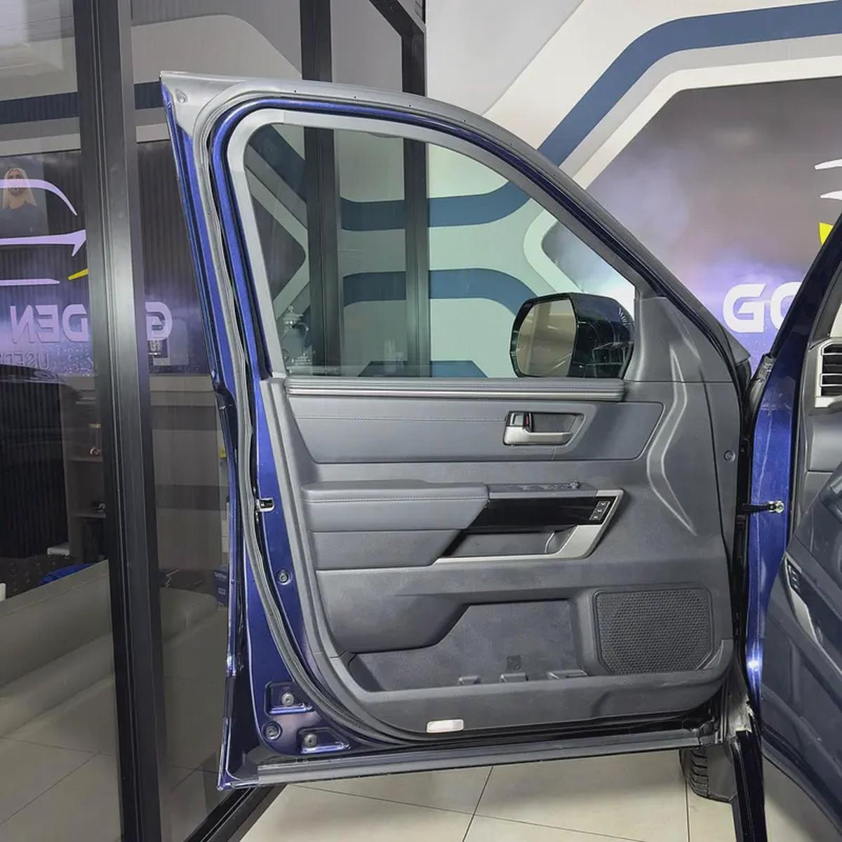 2023 Toyota Tundra Limited-12-12