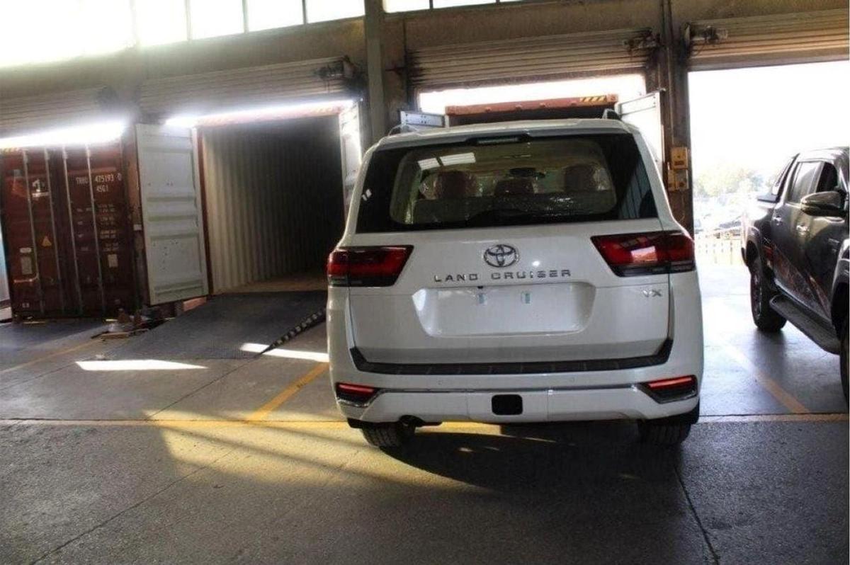 Toyota Land Cruiser Toyota Land Cruiser VX+ 3.3 Diesel 2024-3-3