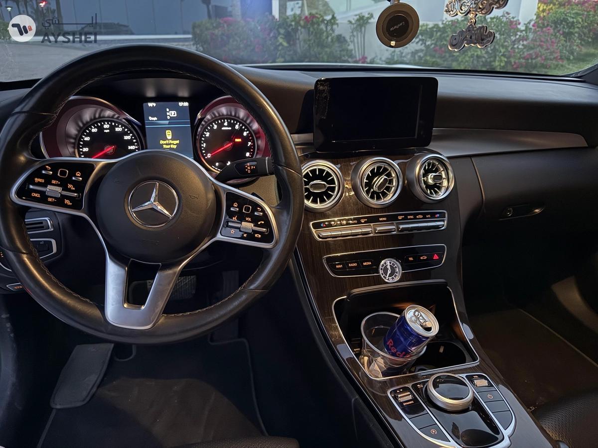 Mercedes Benz C300-3-3