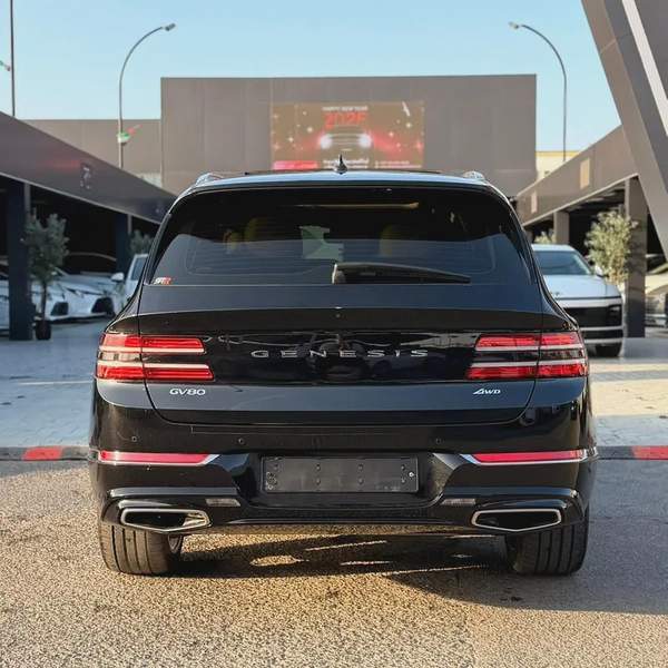 Genesis GV80 2023 | 6-Cylinder | Korean Specs | 38K KM | Black | جينسس GV80 2023 6 سلندر