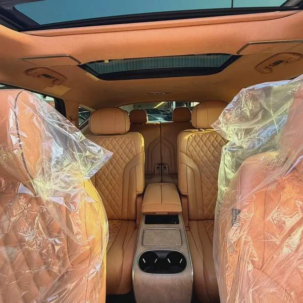 Genesis GV80 2023 | 6-Cylinder | Korean Specs | 38K KM | Black | جينسس GV80 2023 6 سلندر