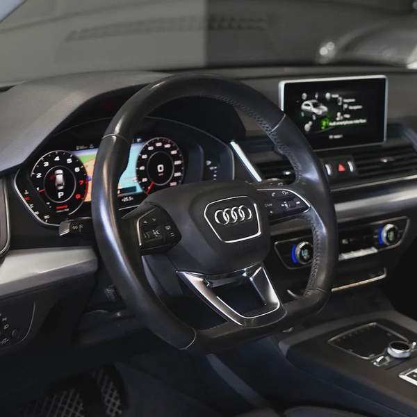 AED 1,915 pm • 0% Downpayment • Audi Q5 45TFSI S-Line • 1 Year Warranty
