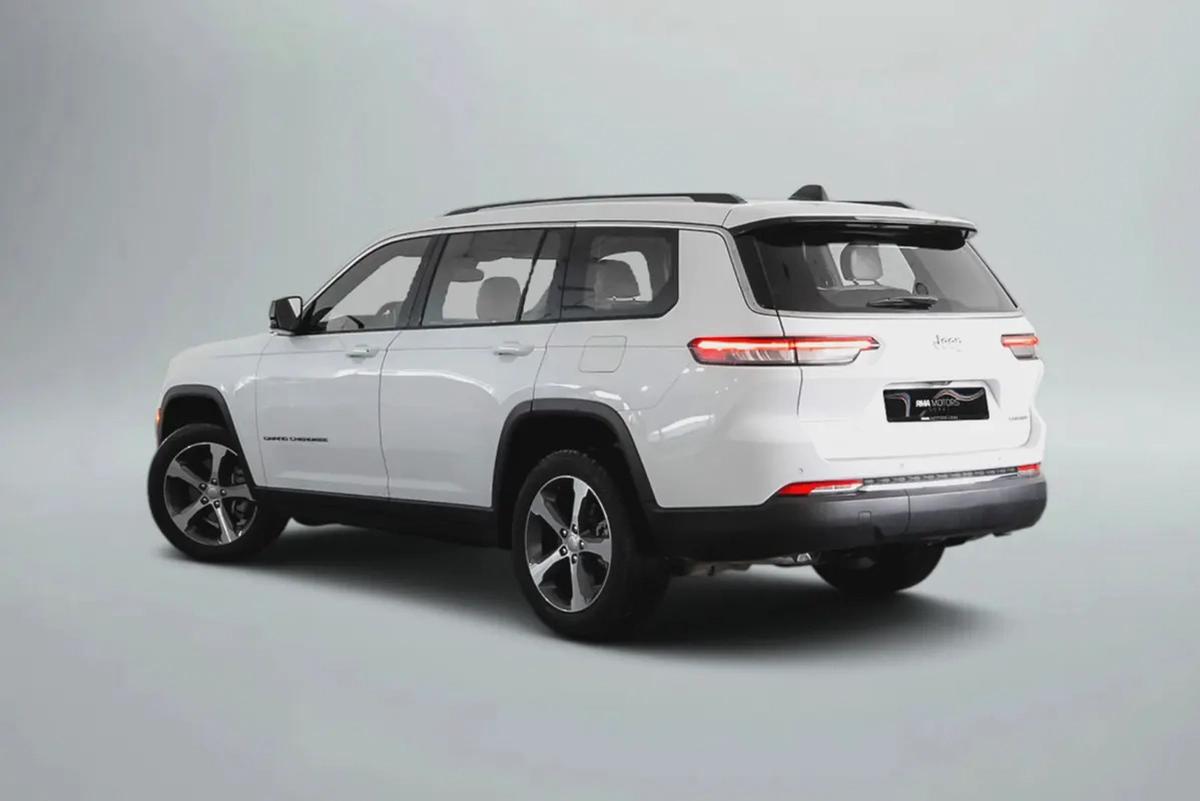 2,853 AED / 60 months | 0% DP | 2023 Jeep Grand Cherokee Limited L / Full Service History-1-1