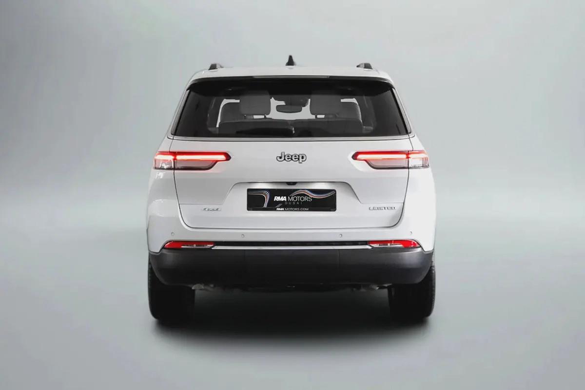 2,853 AED / 60 months | 0% DP | 2023 Jeep Grand Cherokee Limited L / Full Service History-3-3