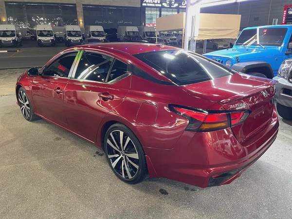 نيسان التيما SRموديل 2020 وارد امريكي بحاله ممتازه