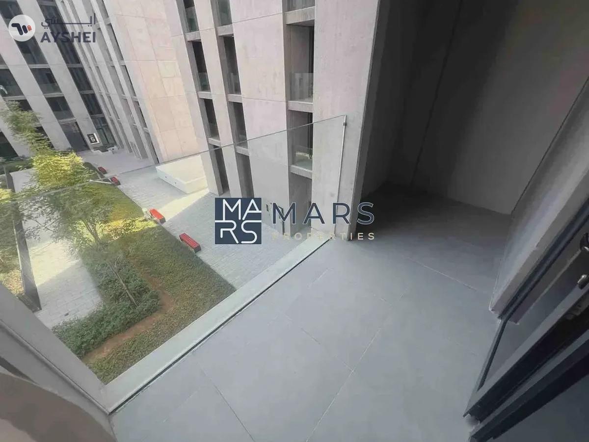 Luxury brand new studio available in tiraz building just in 35k-5-5