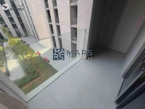 Luxury brand new studio available in tiraz building just in 35k