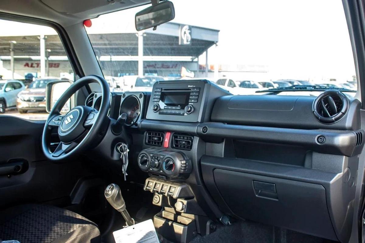 Suzuki Jimny GL 1.5L (3-Doors)-4-4
