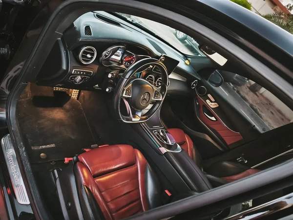 2019 Mercedes-Benz GLC 250 AMG Coupe - GCC Specs