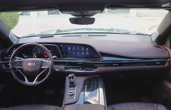 Cadillac Escalade V – Supercharged | 2023 – Full Option | Under Warranty