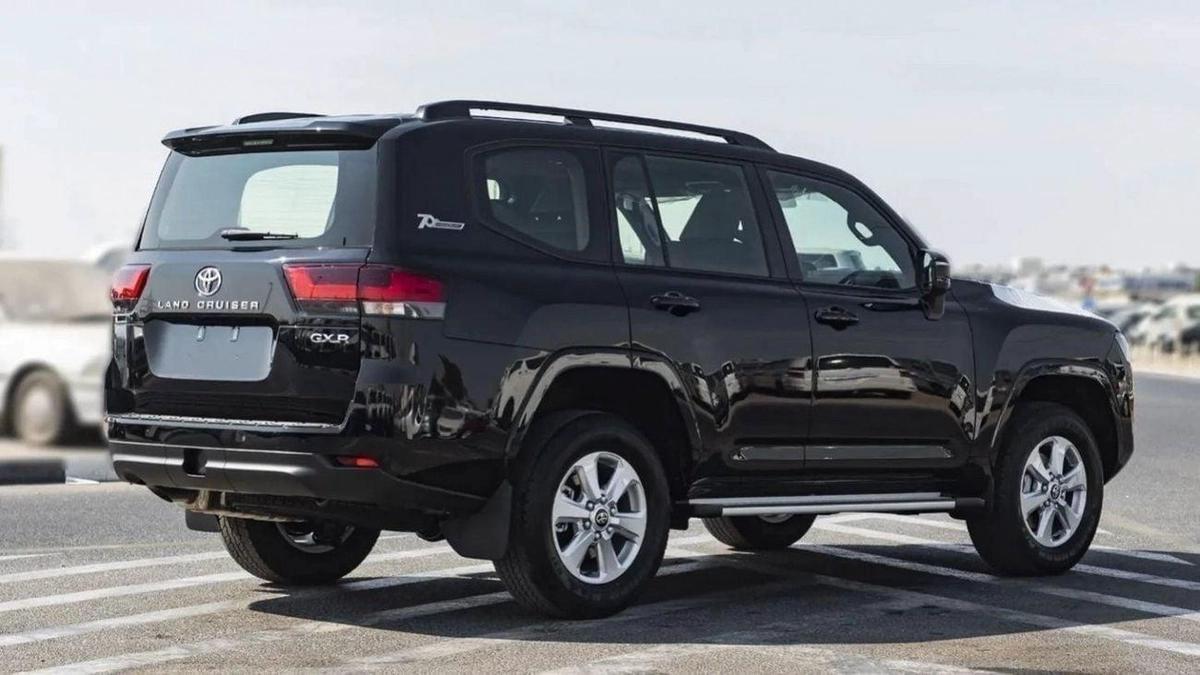Toyota Land Cruiser GXR 4.0L-3-3