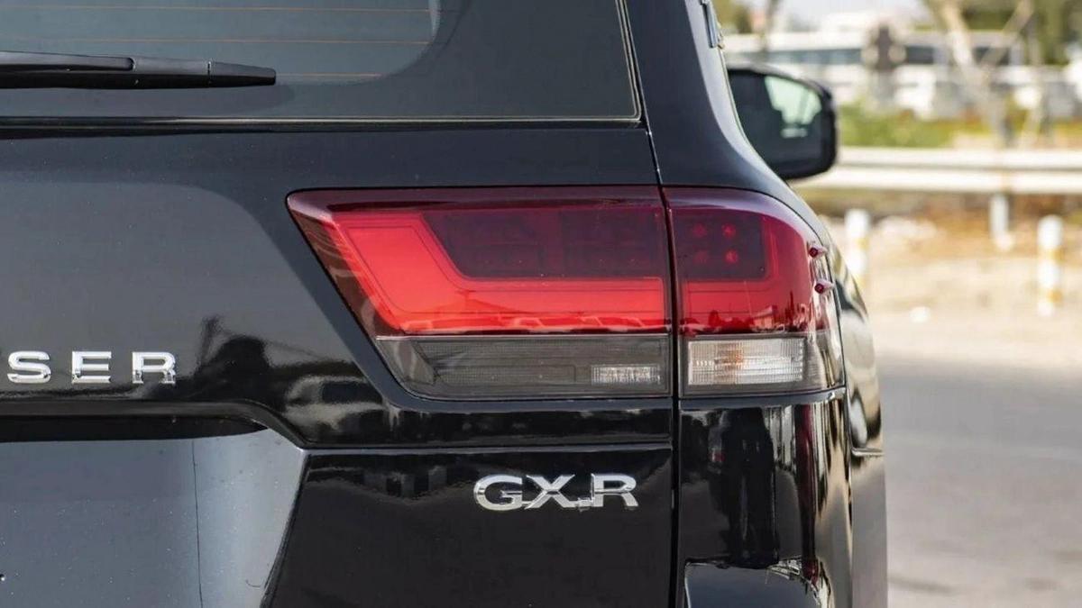 Toyota Land Cruiser GXR 4.0L-7-7