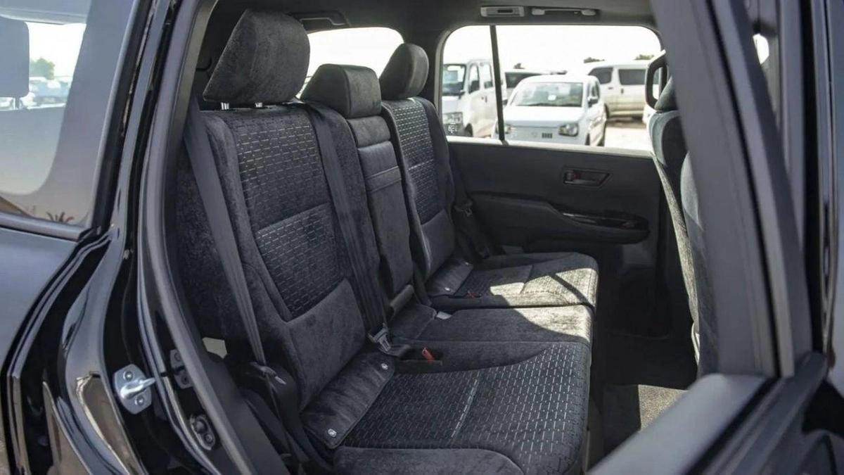 Toyota Land Cruiser GXR 4.0L-16-16