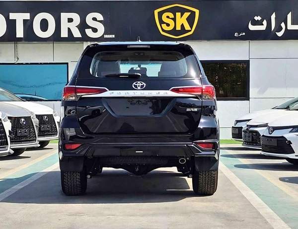 Toyota Fortuner SR5/AUTO AC/ ALLOY WHEELS/ ROOF RACK/ 2.7L PETROL V4 4WD/ (CODE # FPGO)