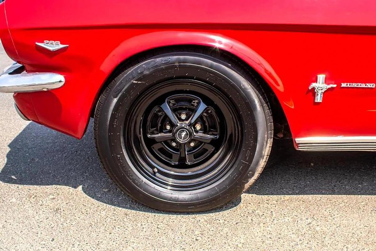 CLASSIC - 1965 - Ford Mustang (289) - JAPAN IMPORT -LOW MILEAGE-9-9