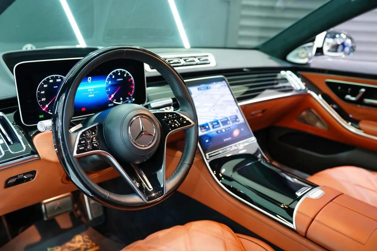 Mercedes-Benz Maybach S680-4-4