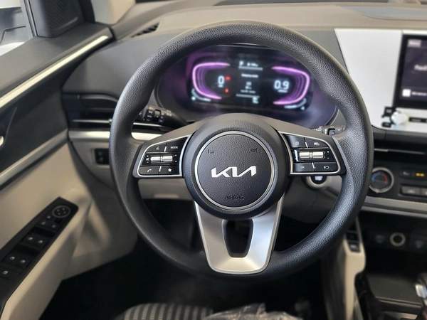 KIA CARENS 1.5L 7-SEATS MODEL 2025 GCC SPECS