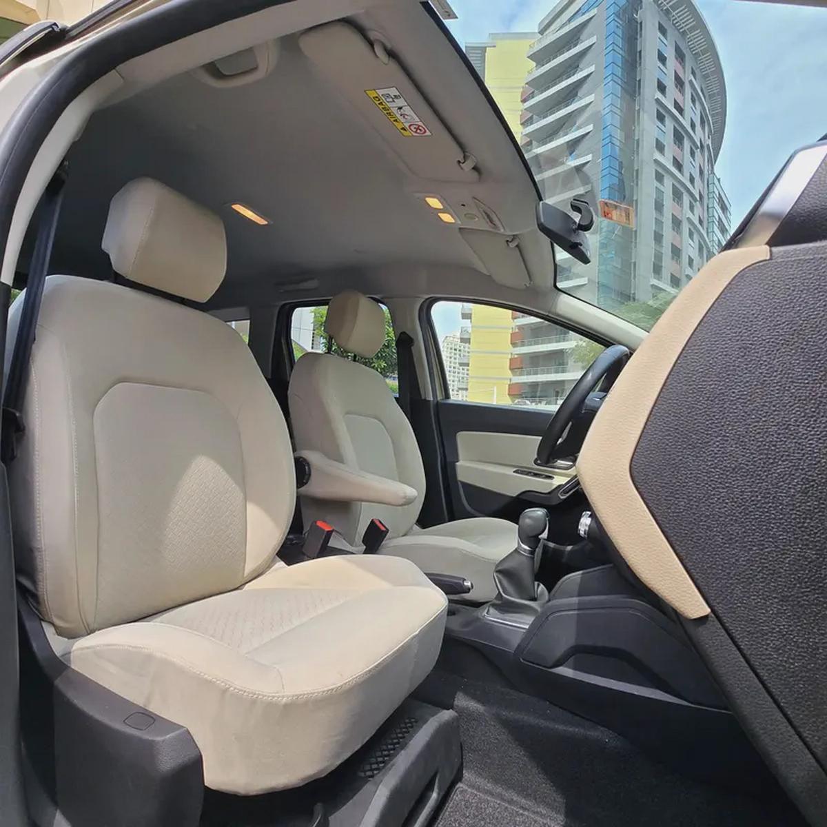 FULL AGENCY SERVICE II GCC SPECS II ONE OWNER II LIKE NEW CAR-11-11