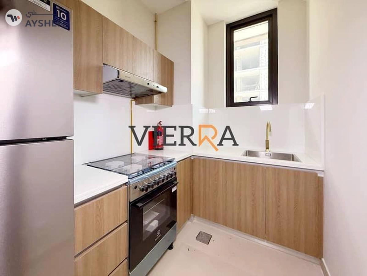 Brand New l Fully Furnished l Upgraded Unit-5-5