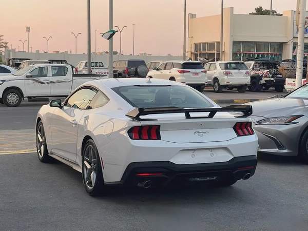 FORD - MUSTANG - 2024 - ECOBOOST - V4 - 2,3L - BY TURBO - AMERICAN SPECS VERY GOOD CONDITION