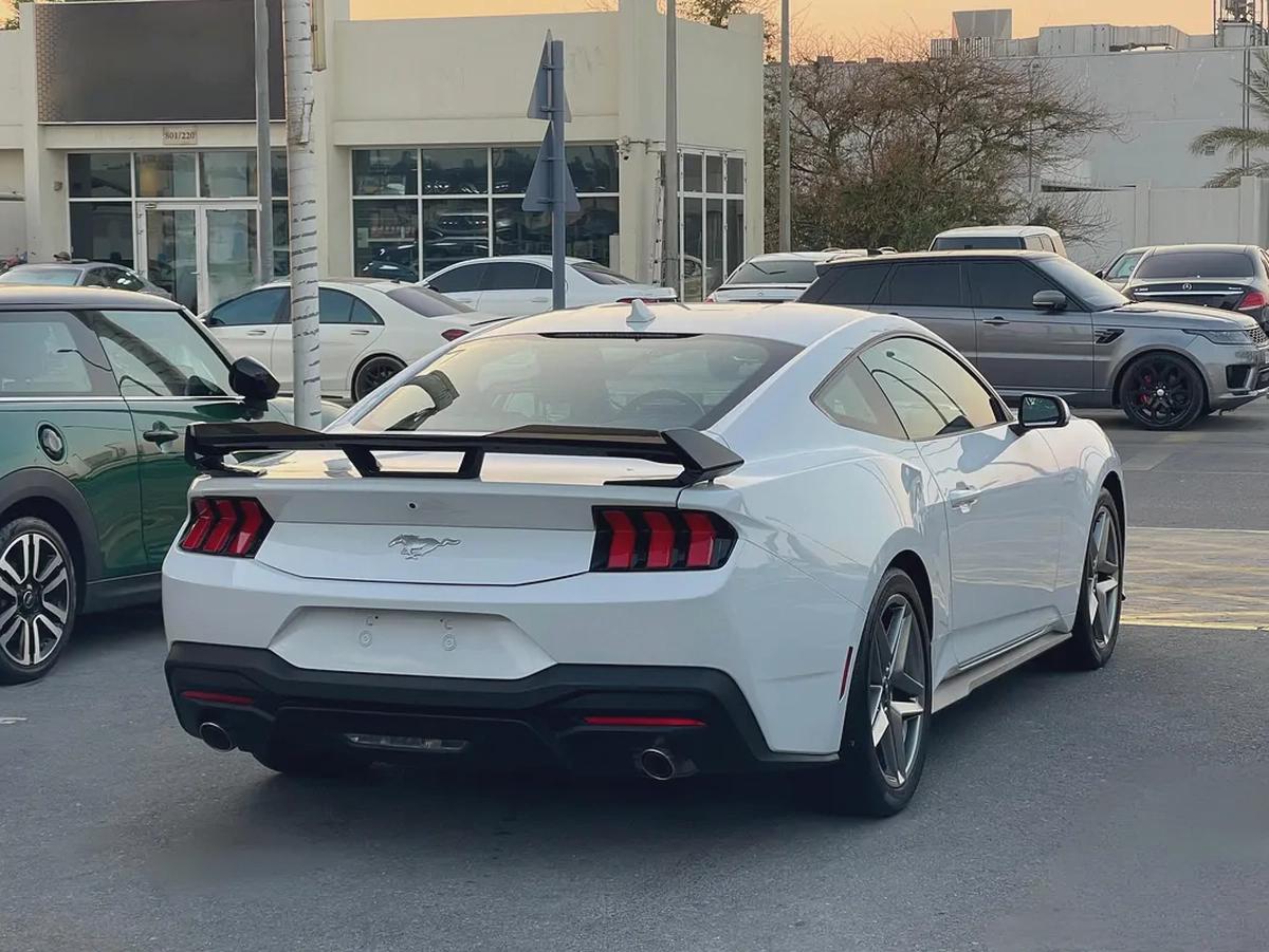 FORD - MUSTANG - 2024 - ECOBOOST - V4 - 2,3L - BY TURBO - AMERICAN SPECS VERY GOOD CONDITION-5-5