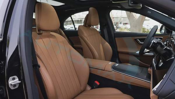 2026 Mercedes-Benz E 300 AMG EQ Boost 2.0T RWD GCC 0Km With 2 Years Unlimited Mileage Warranty