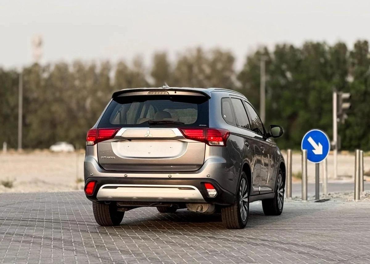 Used Mitsubishi Outlander 2022-3-3