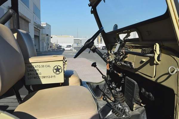 CLASSIC 1979 JEEP WRANGLER WILLYS EDITION - BEIGE