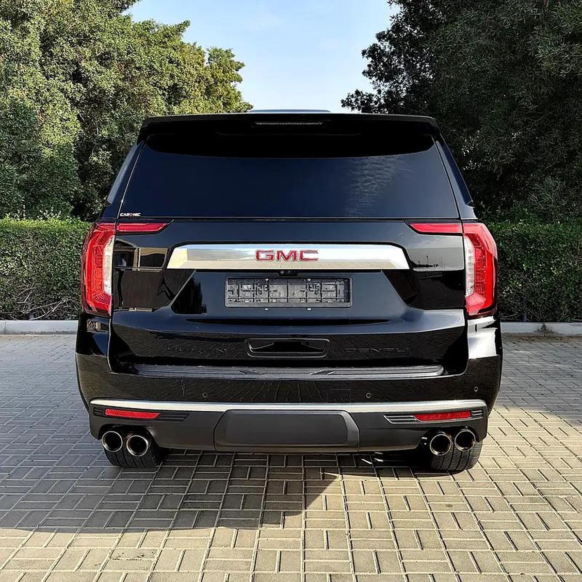 GMC Yukon Denali-9-9