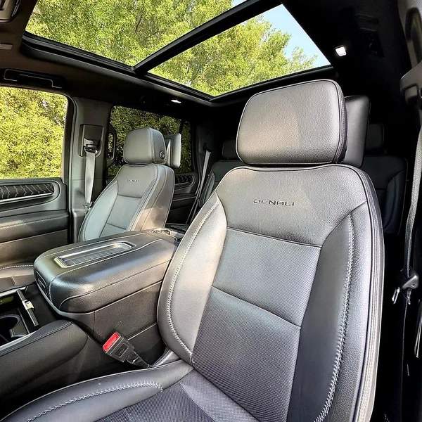 GMC Yukon Denali