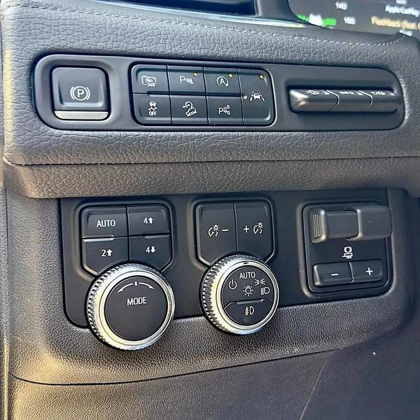 GMC Yukon Denali