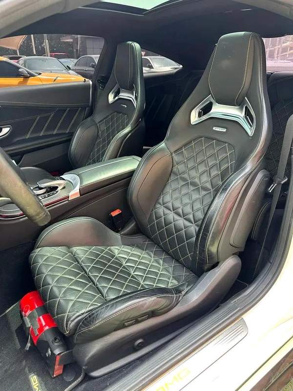MERCEDES BENZ AMG C63s Gcc 2017 Edition 1 Original paint 4 buttons full option Full carbon fibre