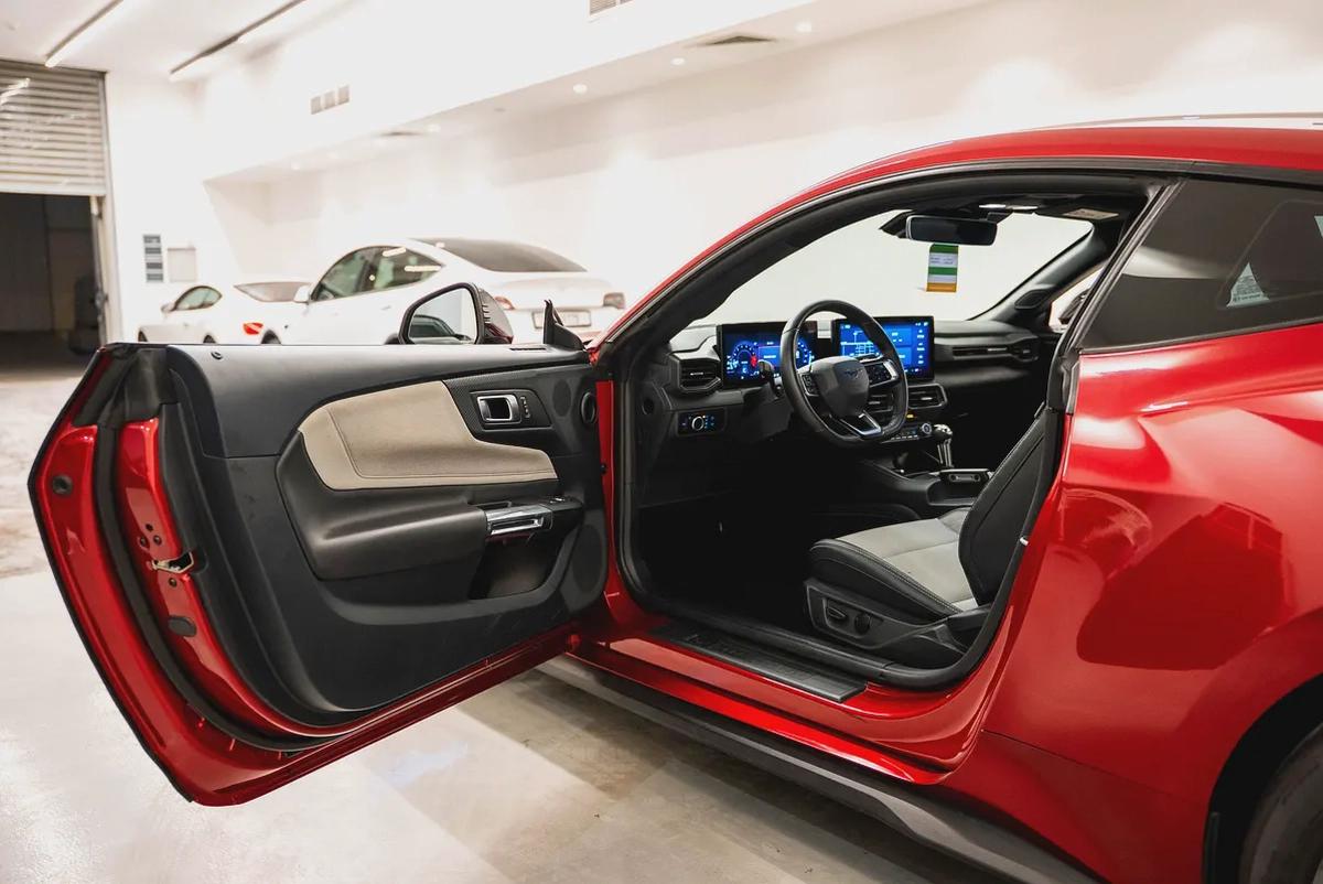 AED 2898 PM | FORD MUSTANG GT 5.0 2024 | UNDER AGENCY WARRANTY SERVICE CONTRACT MAR 2029 | GCC-5-5