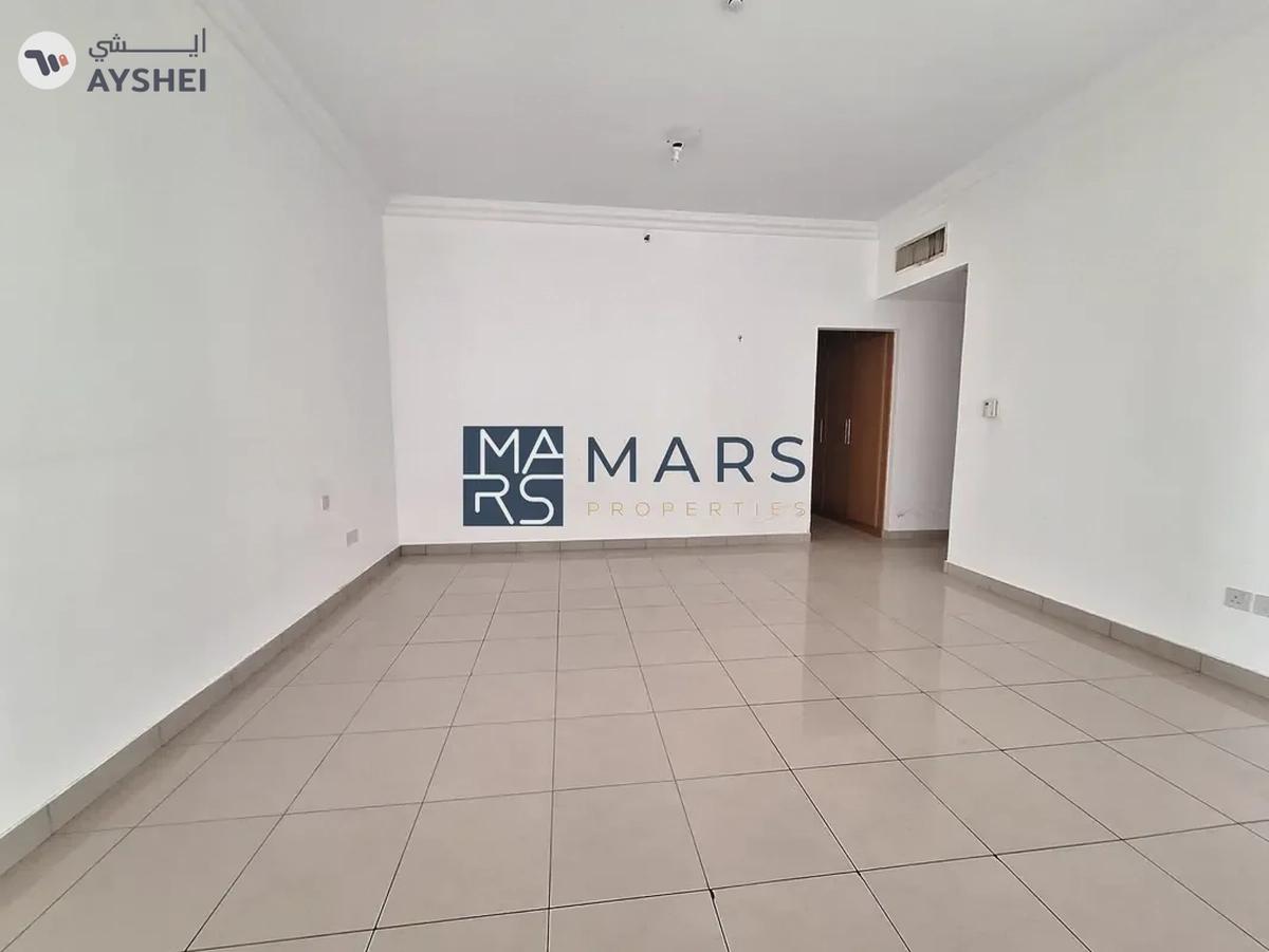 Where Luxury City Living Reaches New Heights. {4BHK Sea View } Al Majaz3-18-18