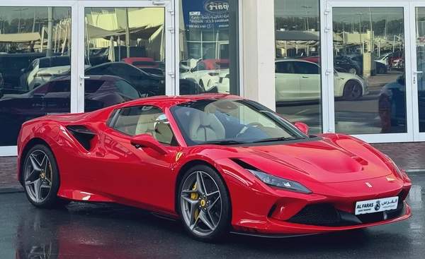 FERRARI F8 SPIDER 2022 full carbon low mileage full service history