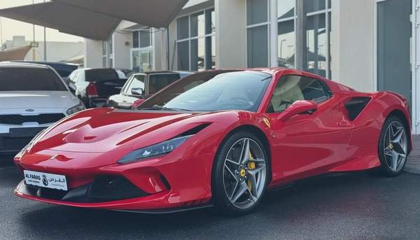 FERRARI F8 SPIDER 2022 full carbon low mileage full service history