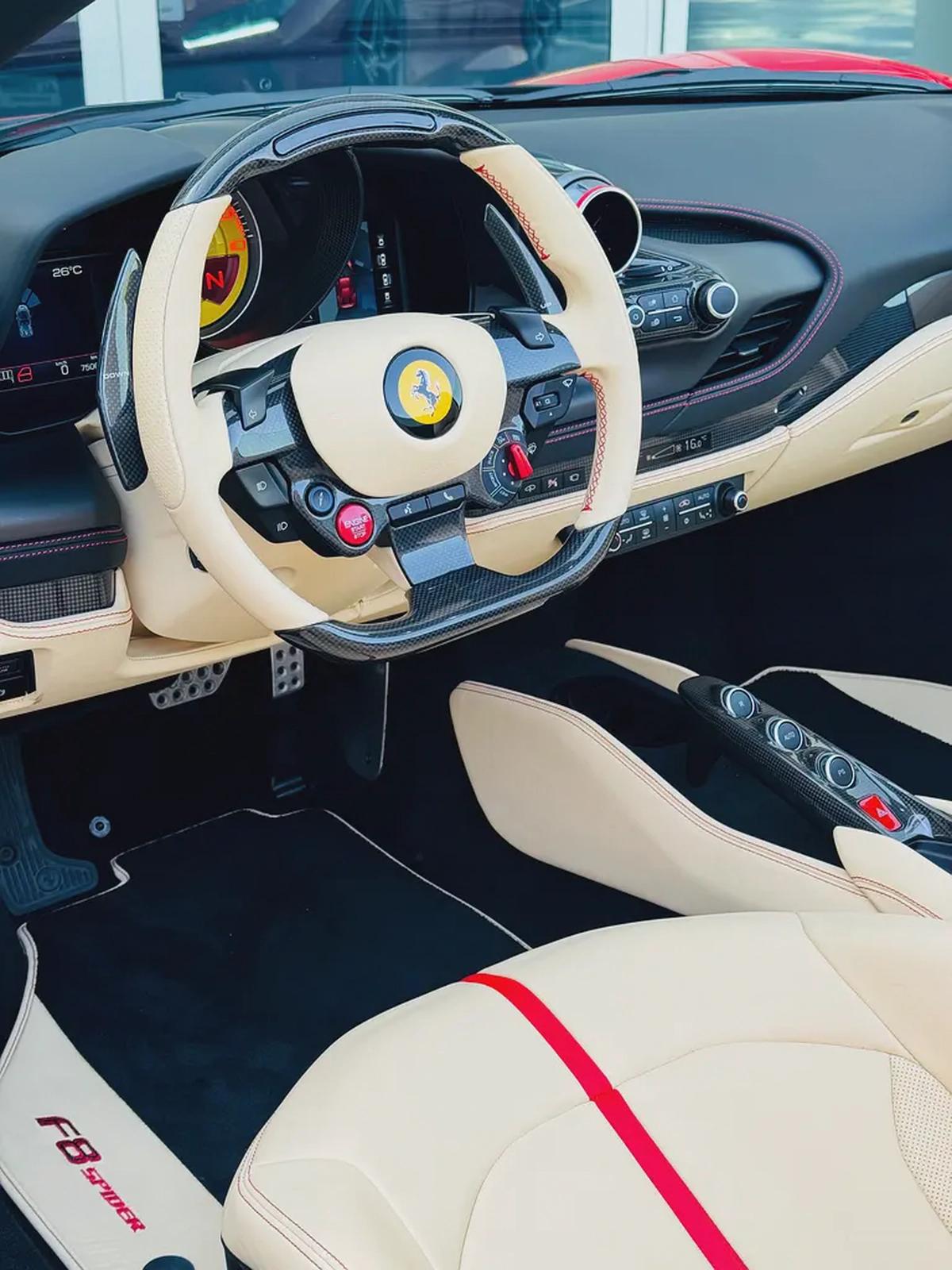 FERRARI F8 SPIDER 2022 full carbon low mileage full service history-13-13