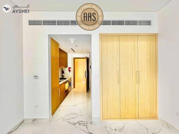 Pool view •• friendly community •• ready to move •• negotiable