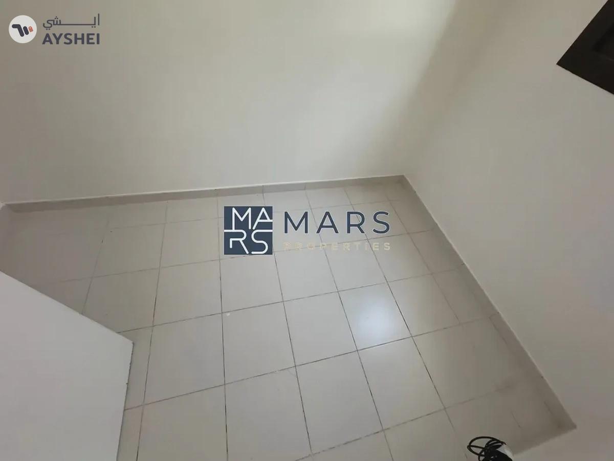 Beautifully Designed Villa | in Excellent Community-6-6