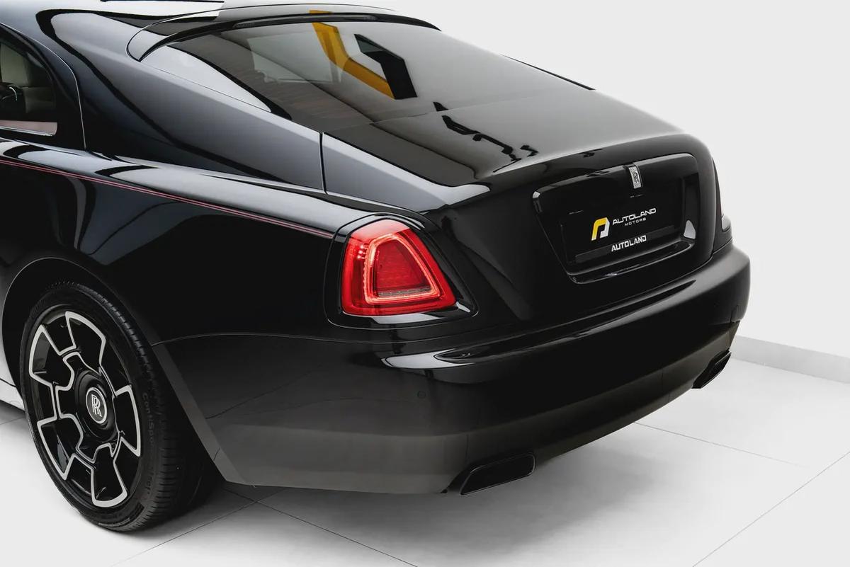 2019 ROLLS ROYCE WRAITH. GCC. BESPOKE AUDIO. 4 BUTTONS. STARLIGHT.-6-6