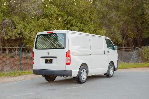 Toyota Hiace Standard Roof | Delivery Van | GCC Specs | Ref#T42275
