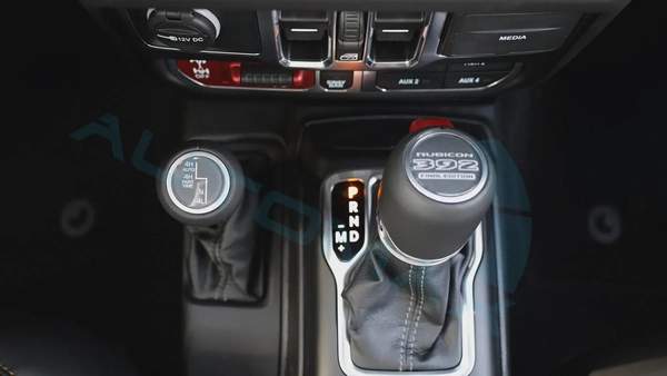 2025 JEEP WRANGLER RUBICON 392 ( Final Edition ) V8 6.4L 0KM With 3 Years Or 60K Km Warranty