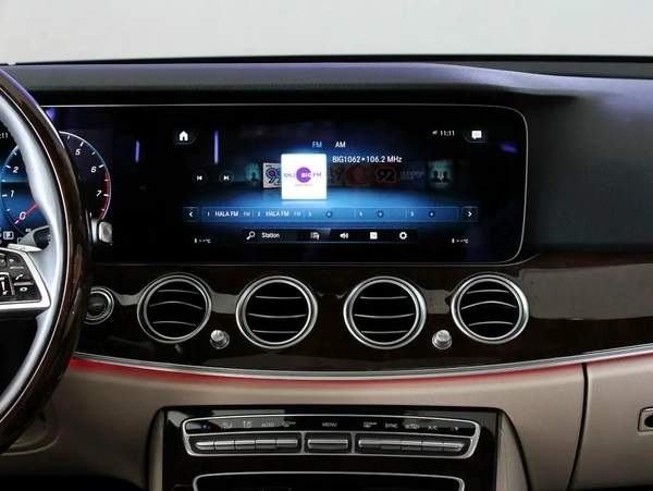 2023 - Mercedes-Benz E300 - GCC with warranty